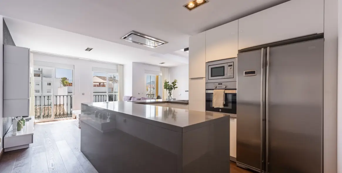 Продажа двухуровневого пентхауса в San Pedro de Alcántara 9