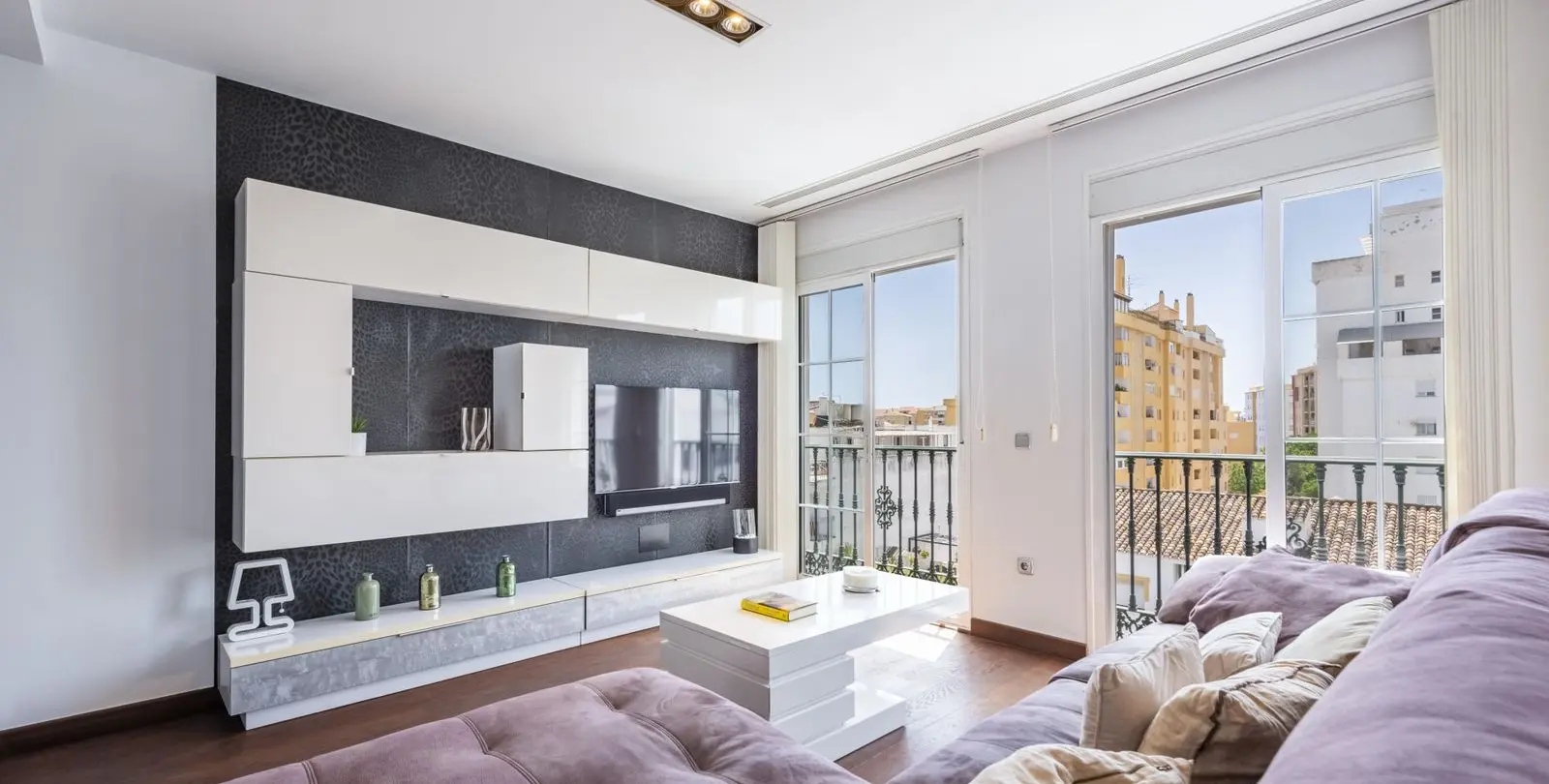 Sale of penthouse duplex in San Pedro de Alcántara 4