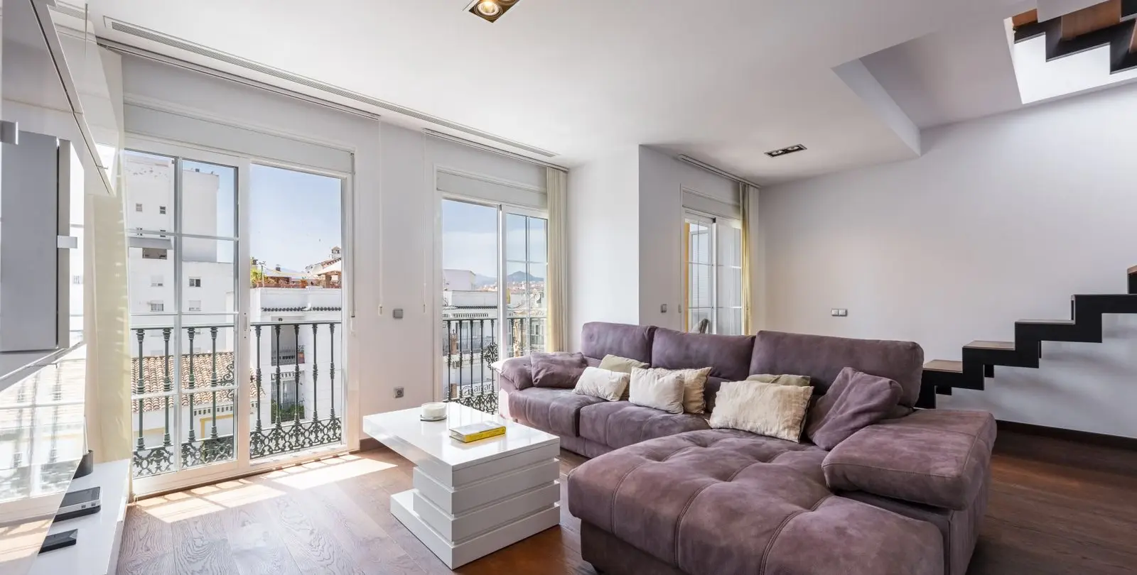 Sale of penthouse duplex in San Pedro de Alcántara 5