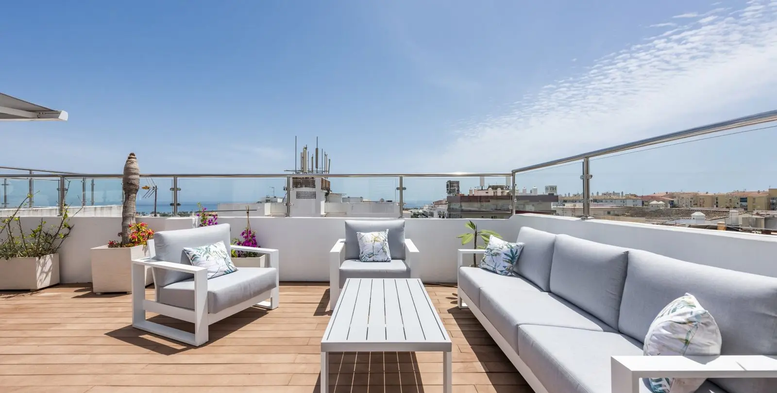 Sale of penthouse duplex in San Pedro de Alcántara 10