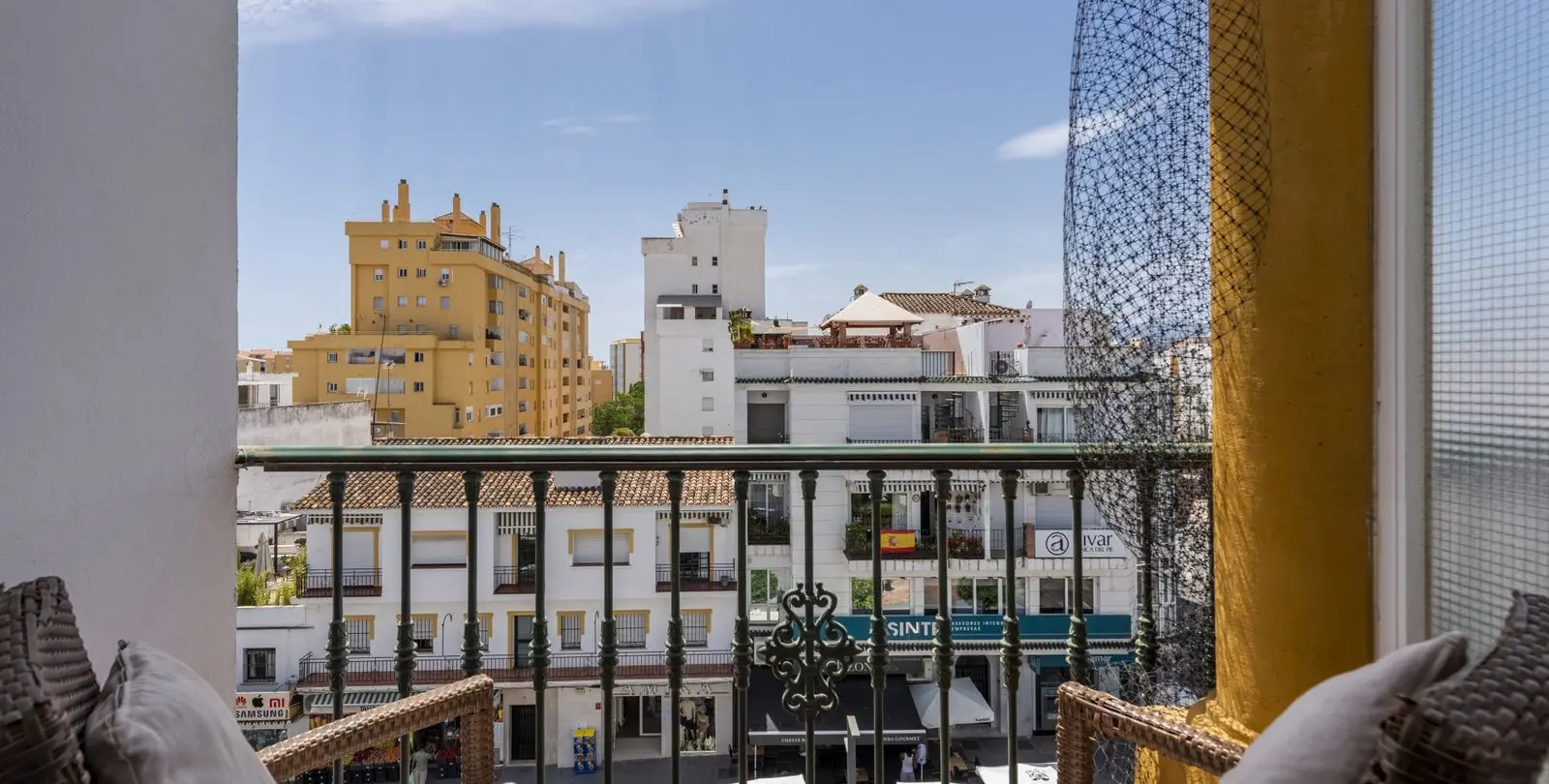 Sale of penthouse duplex in San Pedro de Alcántara 27