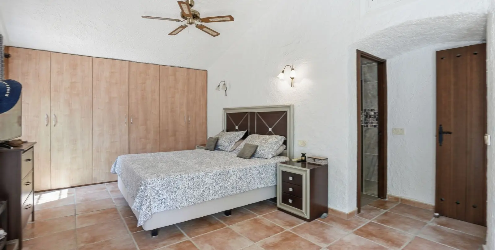 Sale of detached villa in Mijas 38