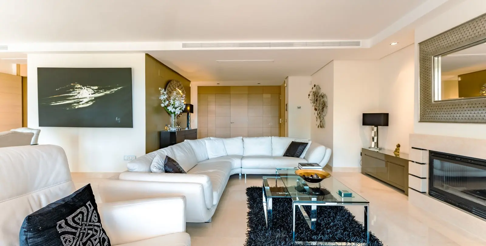 Sale of middle floor apartment in La Quinta 6