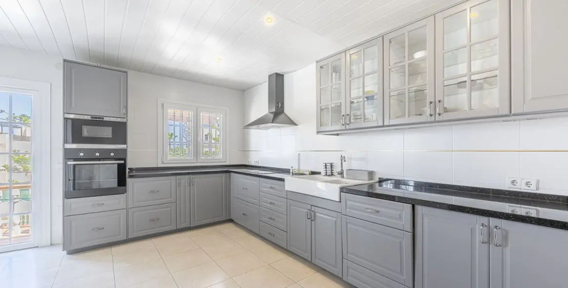 Sale of detached villa in Mijas 25
