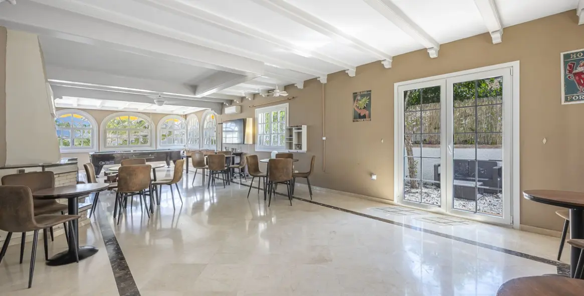 Sale of detached villa in Mijas 36