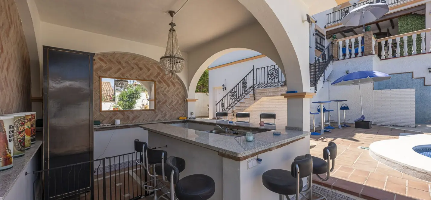 Sale of detached villa in Mijas 2