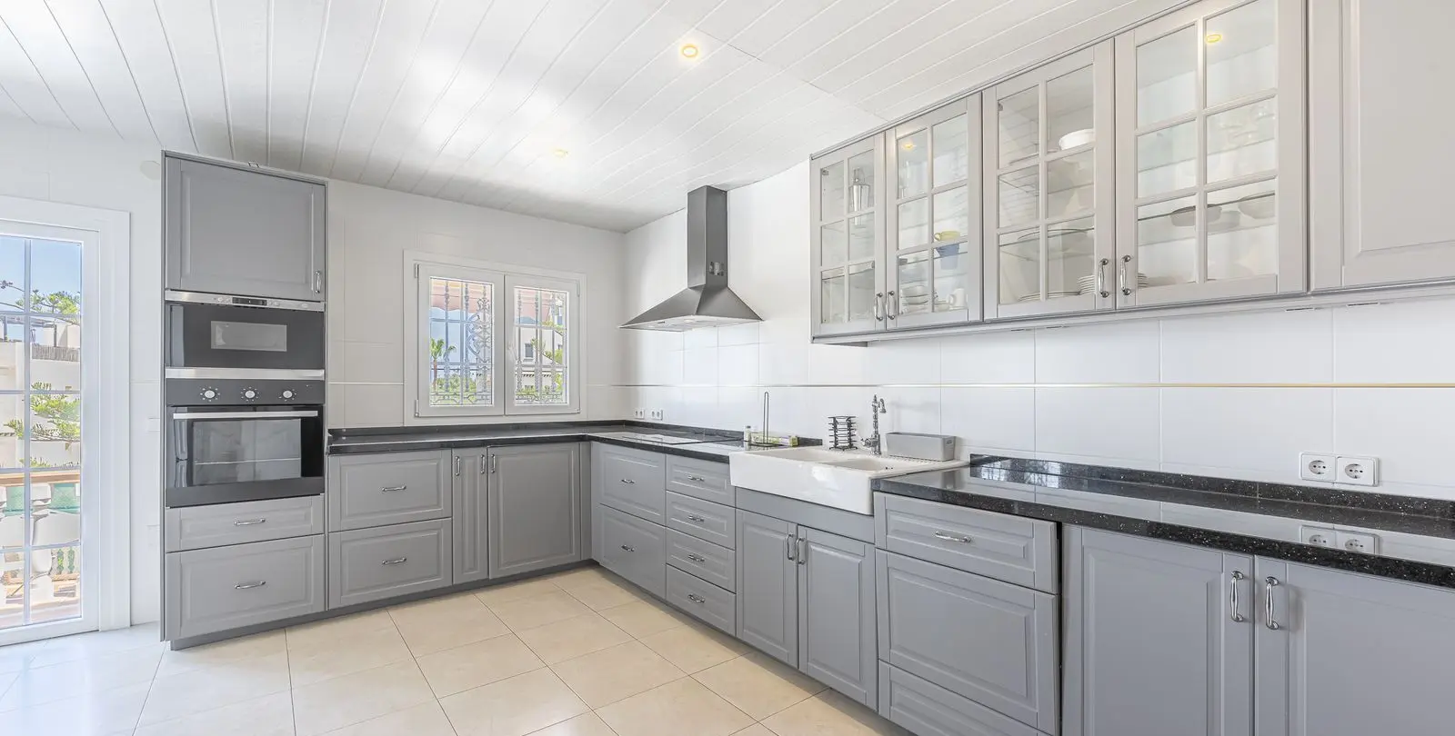 Sale of detached villa in Mijas 25