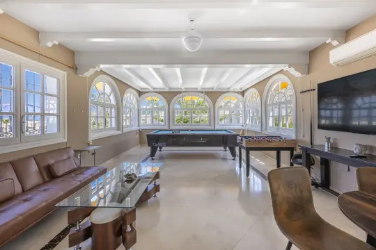 Image 40 thumb