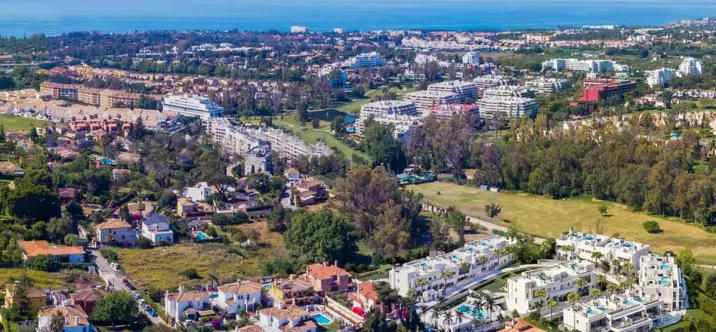 Venta de parcela residencial en San Pedro de Alcántara 0