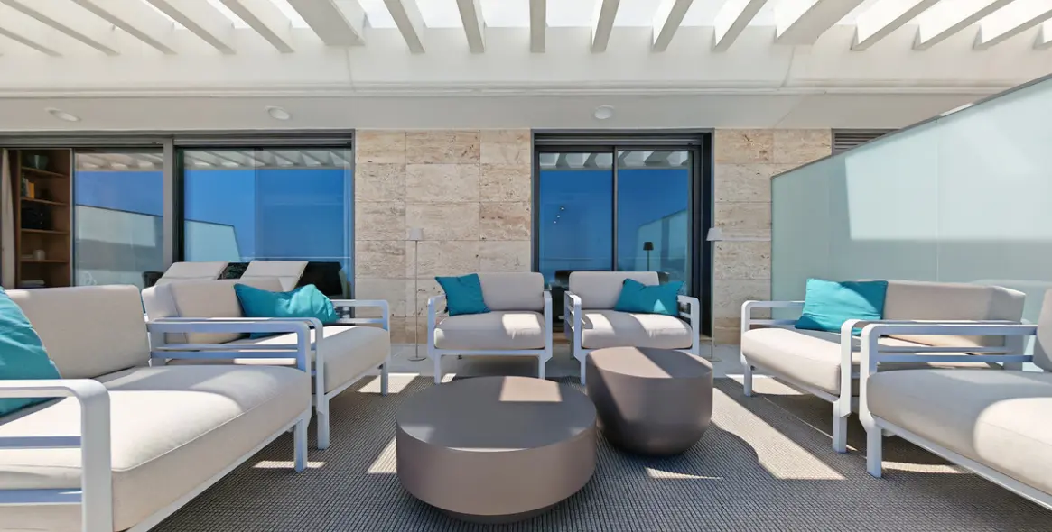 Venta de apartamento en planta media en Selwo 10