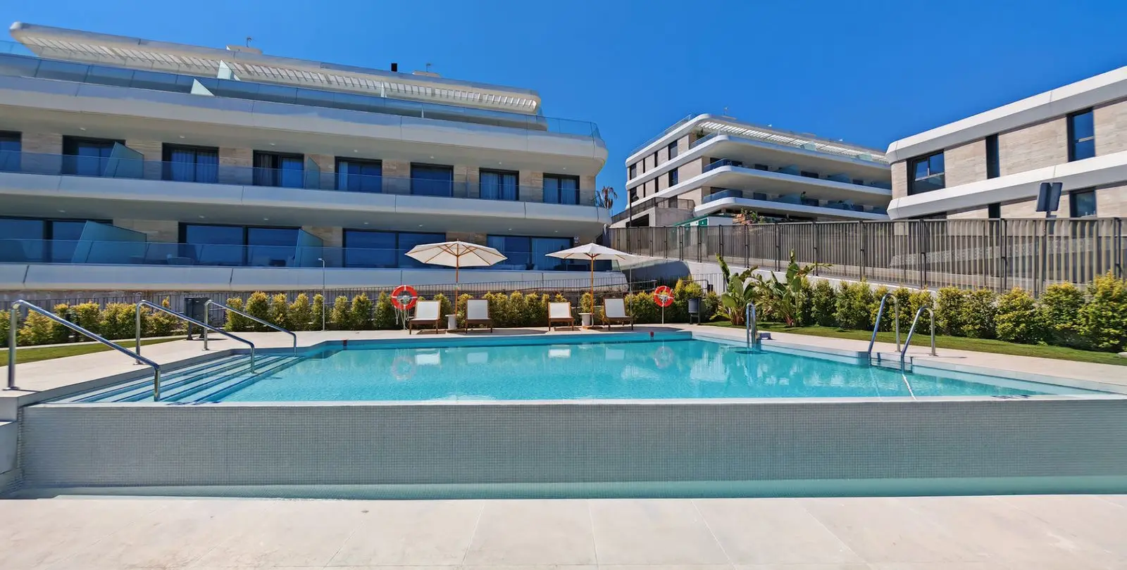 Sale of middle floor apartment in Selwo 26