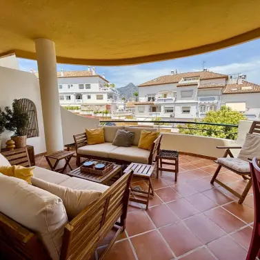 Venta de apartamento en planta baja en Aloha