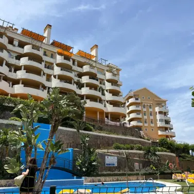 Venta de apartamento en planta baja en Aloha