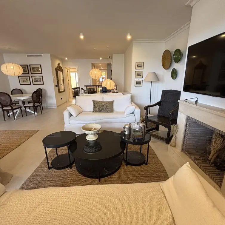 Venta de apartamento en planta baja en Aloha