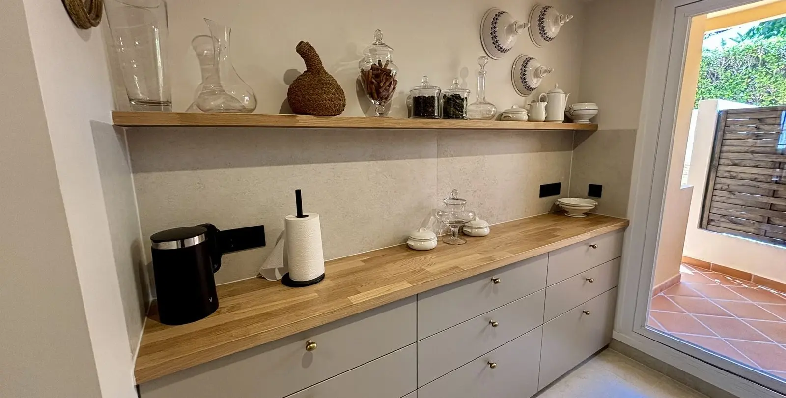 Venta de apartamento en planta baja en Aloha 27