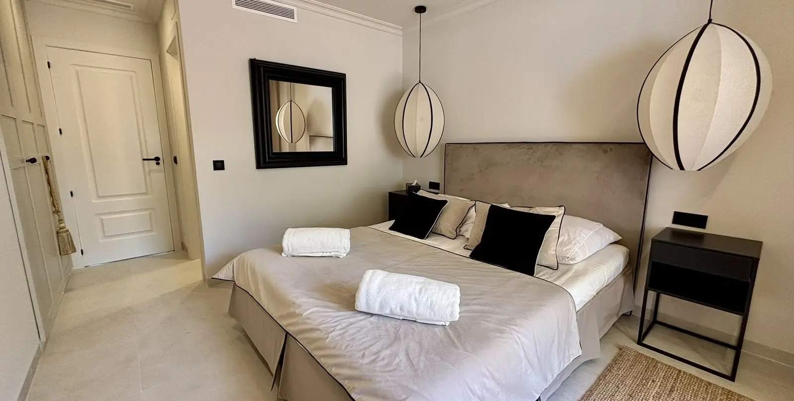 Venta de apartamento en planta baja en Aloha 39
