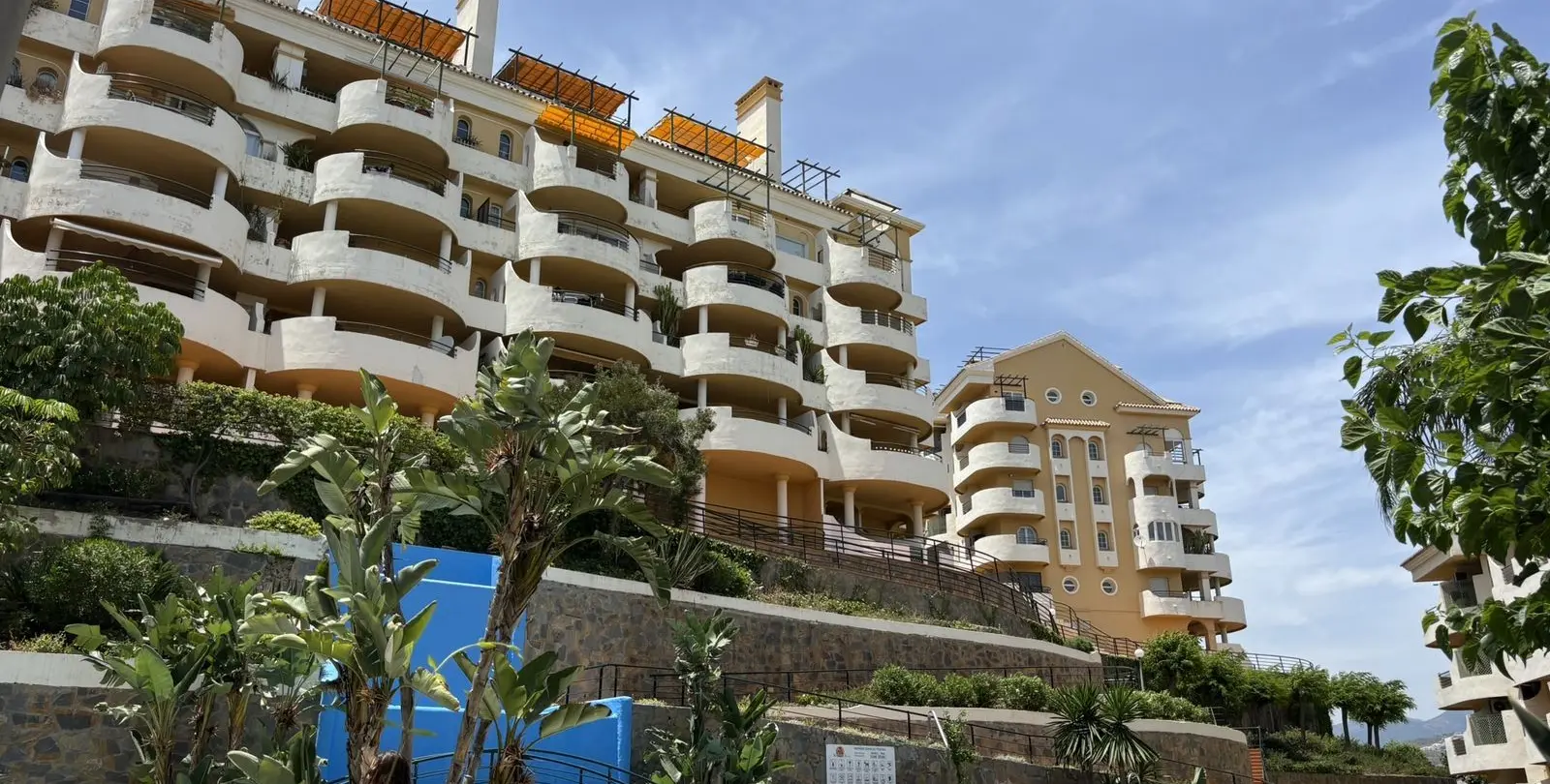 Venta de apartamento en planta baja en Aloha 59