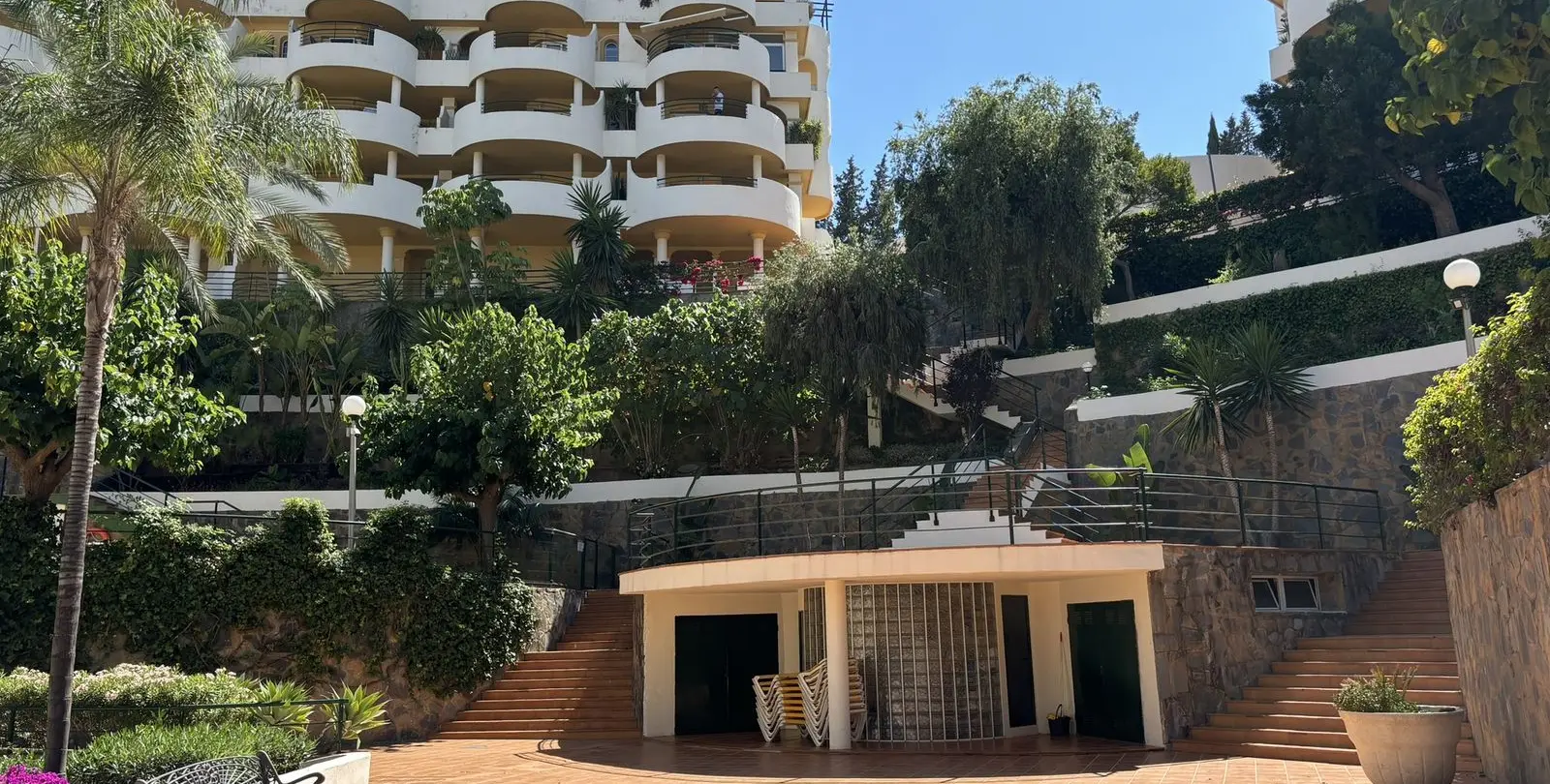 Venta de apartamento en planta baja en Aloha 66