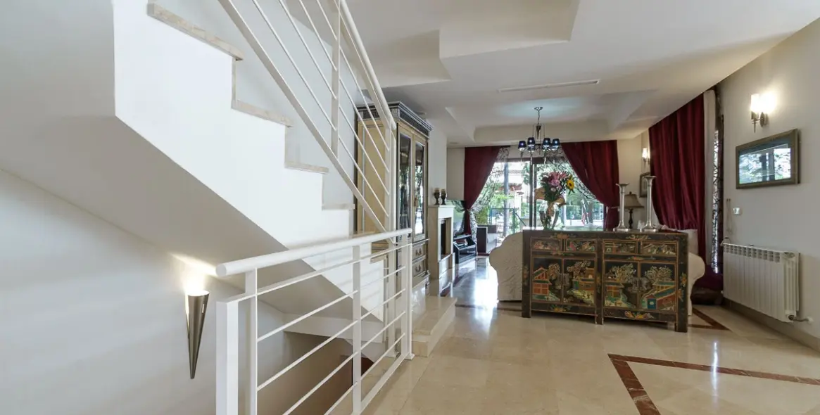 Venta de adosado en Nueva Andalucía 6
