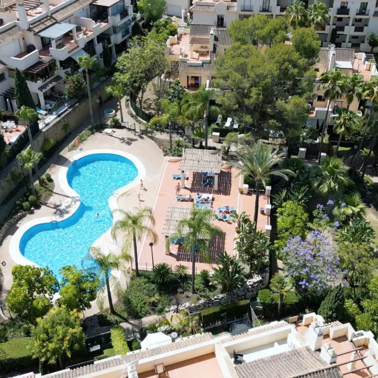 Sale of townhouse in Nueva Andalucía