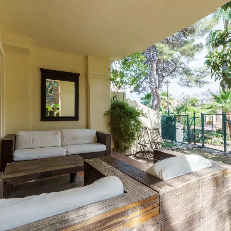 Sale of townhouse in Nueva Andalucía