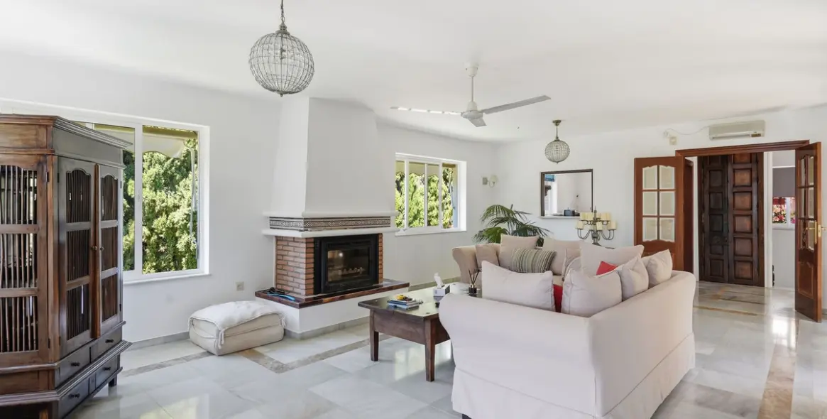Sale of detached villa in Benalmadena 4