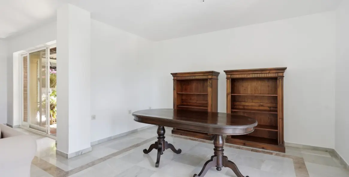 Sale of detached villa in Benalmadena 11