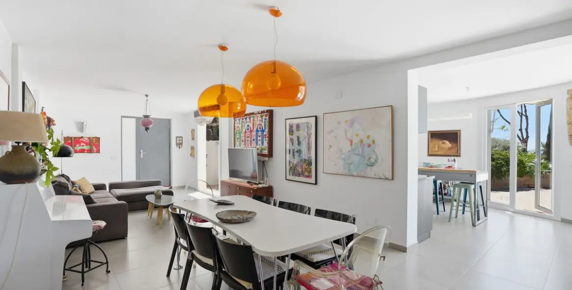 Sale of detached villa in Benalmadena 29