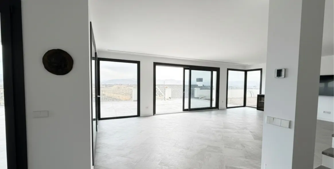 Venta de villa independiente en Coín 23