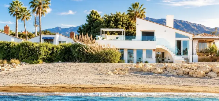 Venta de casa pareada en Estepona 0