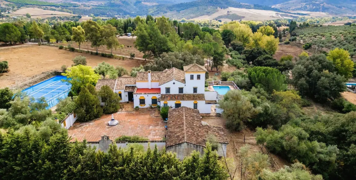 Venta de finca - cortijo en Ronda 1