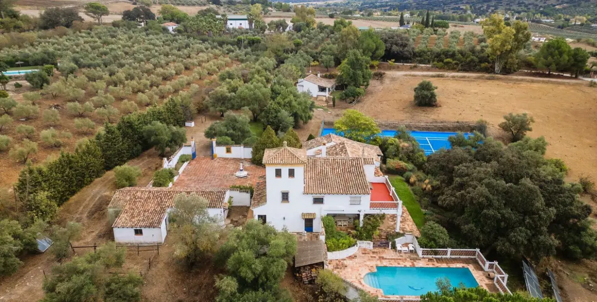 Venta de finca - cortijo en Ronda 42