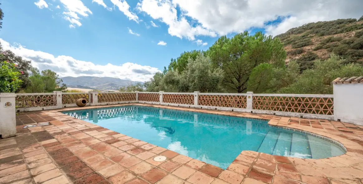 Venta de finca - cortijo en Ronda 50