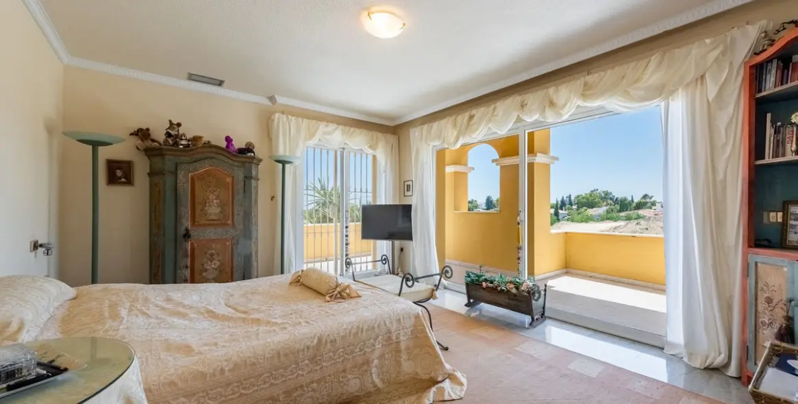 Venta de villa independiente en Atalaya 14