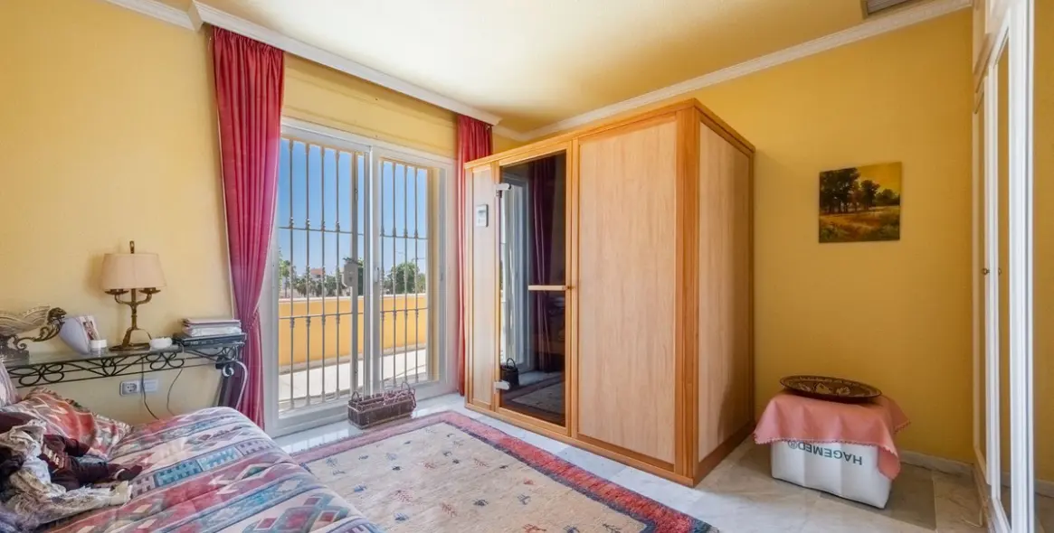 Venta de villa independiente en Atalaya 20