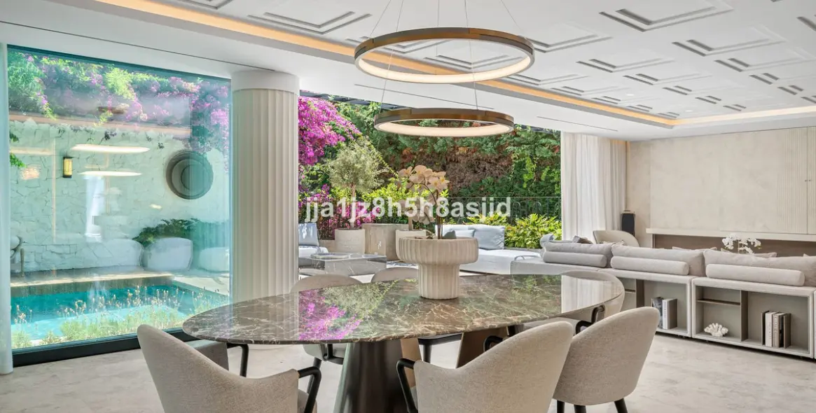 Venta de villa independiente en The Golden Mile 1