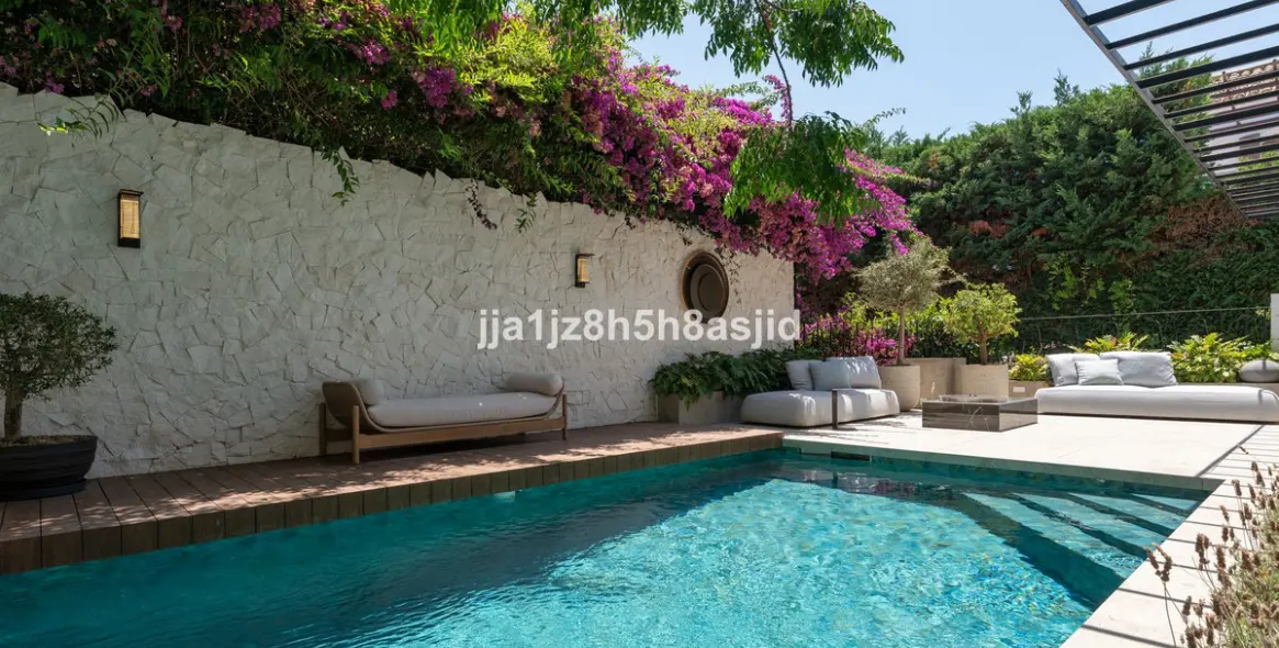 Venta de villa independiente en The Golden Mile 5
