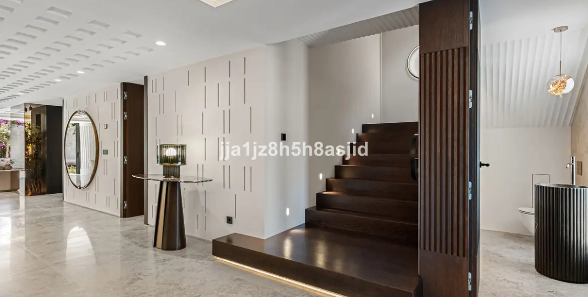 Venta de villa independiente en The Golden Mile 7