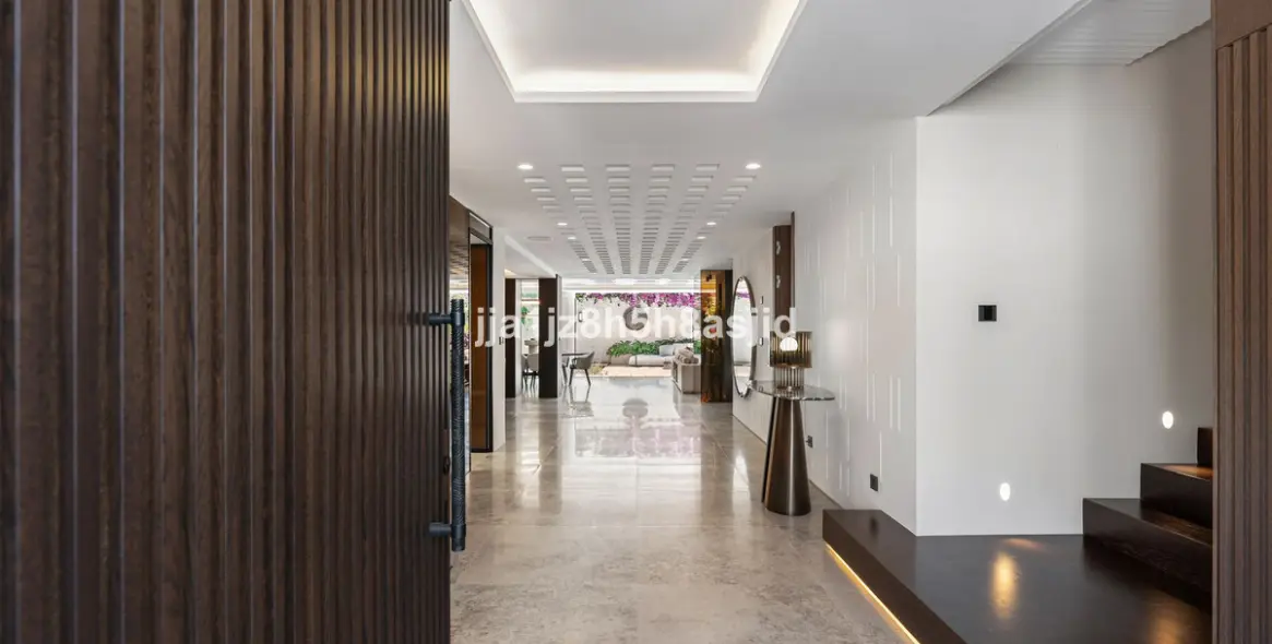 Venta de villa independiente en The Golden Mile 15
