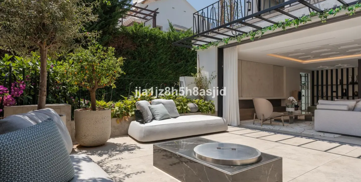 Venta de villa independiente en The Golden Mile 26