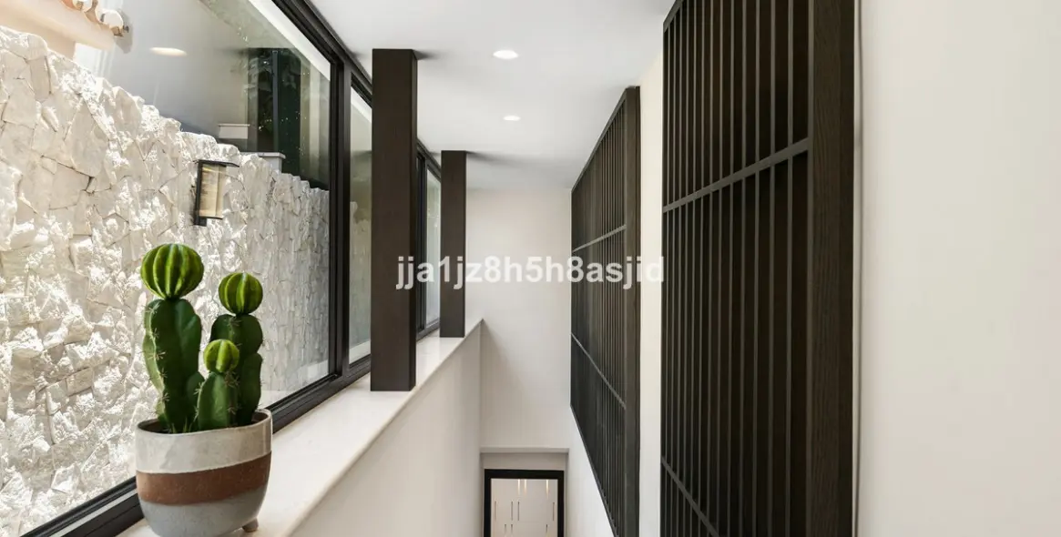 Venta de villa independiente en The Golden Mile 28