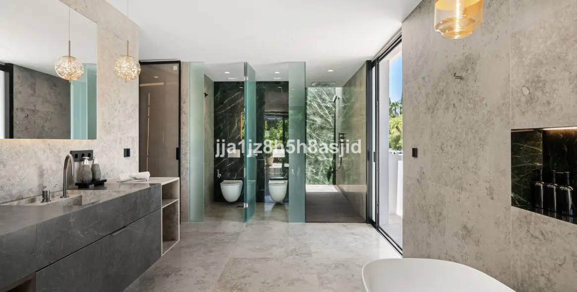 Venta de villa independiente en The Golden Mile 40