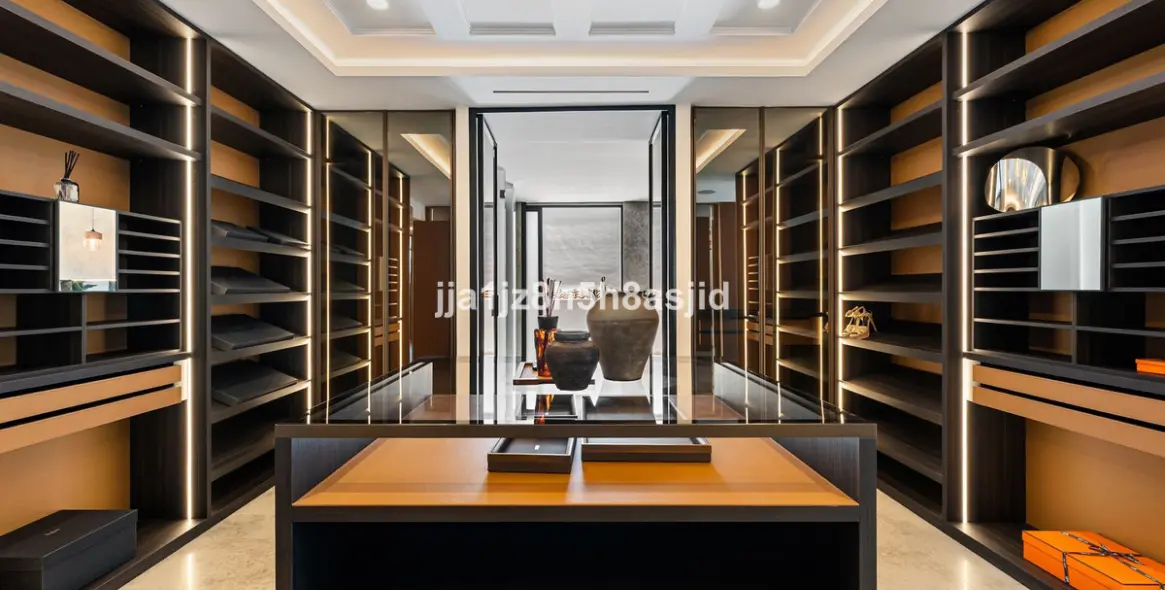 Venta de villa independiente en The Golden Mile 41