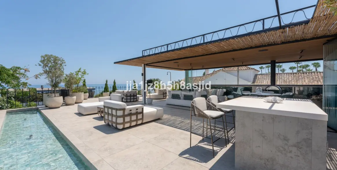 Venta de villa independiente en The Golden Mile 109