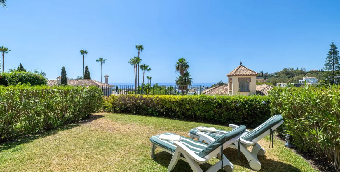 Short-term rent of townhouse in Benahavís 4