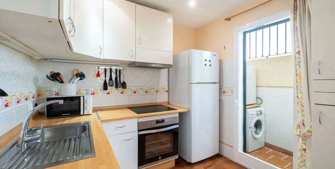 Short-term rent of townhouse in Benahavís 7