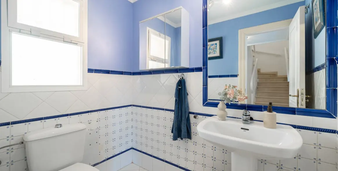 Short-term rent of townhouse in Benahavís 18