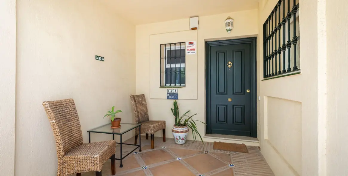 Short-term rent of townhouse in Benahavís 20