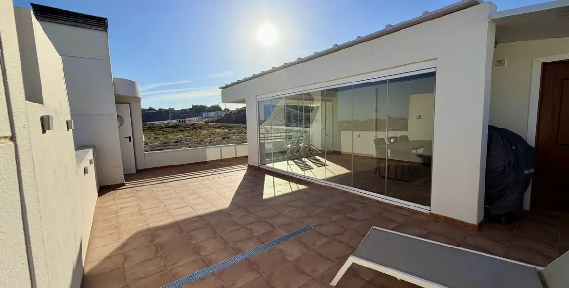 Long-term rent of penthouse in La Cala de Mijas 1