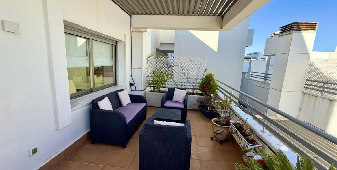 Long-term rent of penthouse in La Cala de Mijas 4
